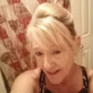 Meet your Posher, Debra